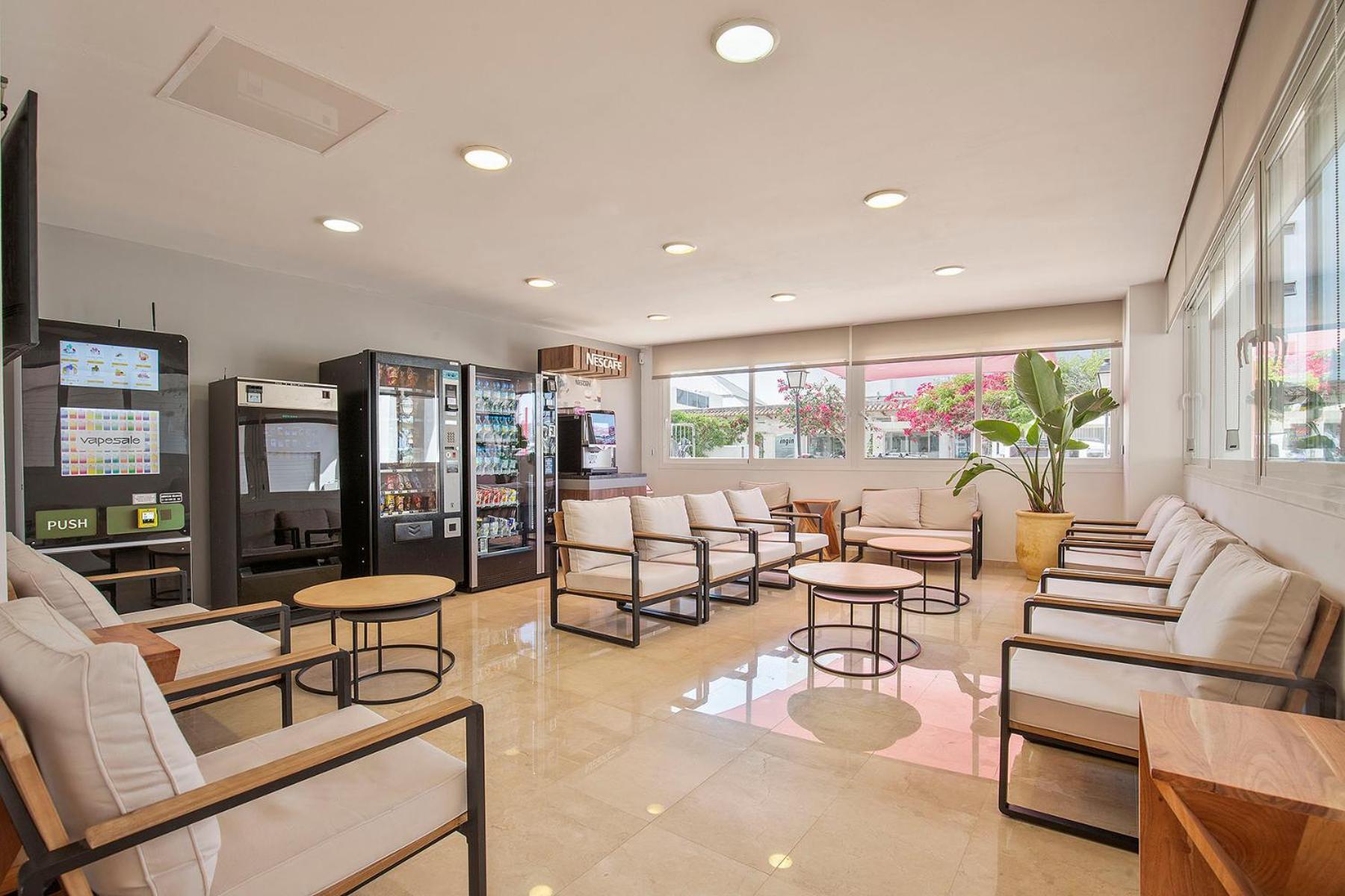 Sant Antoni de Portmany Sunside Ibiza Studios - Only Adults- Formerly Known As Central Park מראה חיצוני תמונה