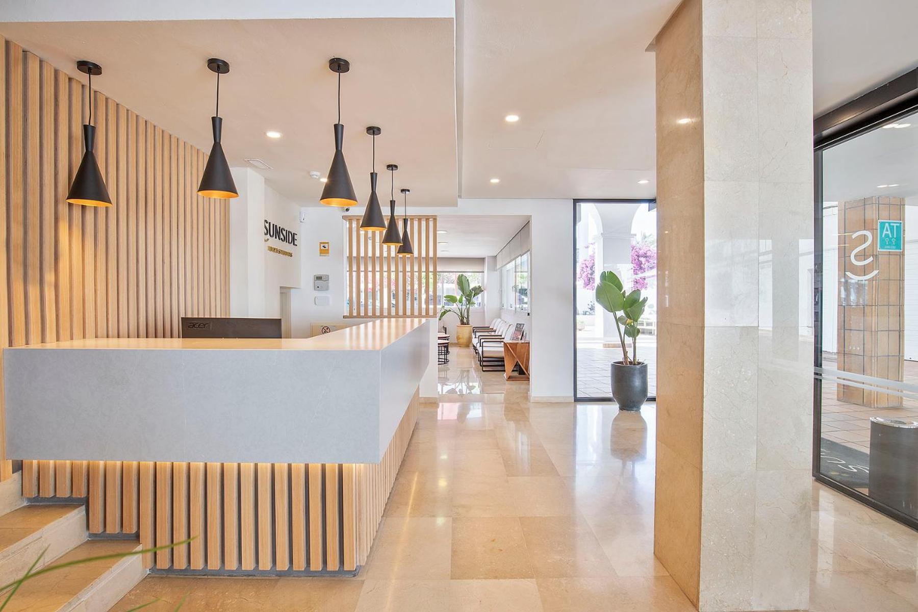 Sant Antoni de Portmany Sunside Ibiza Studios - Only Adults- Formerly Known As Central Park מראה חיצוני תמונה