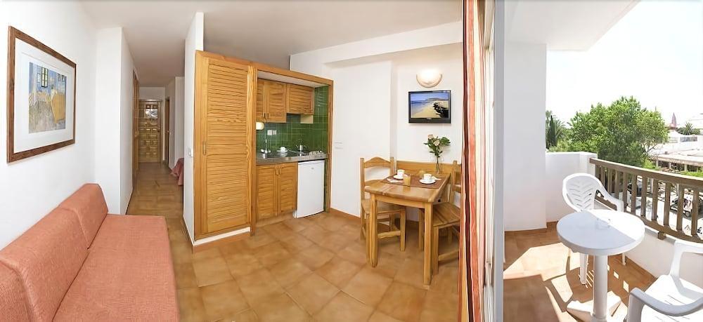 Sant Antoni de Portmany Sunside Ibiza Studios - Only Adults- Formerly Known As Central Park מראה חיצוני תמונה
